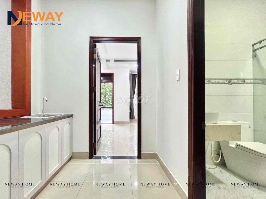 super wide-stalent flat near the software park