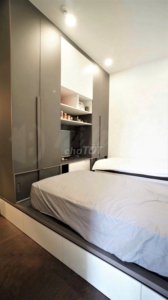 The Botanica Novaland apartment at 58m2 airport.