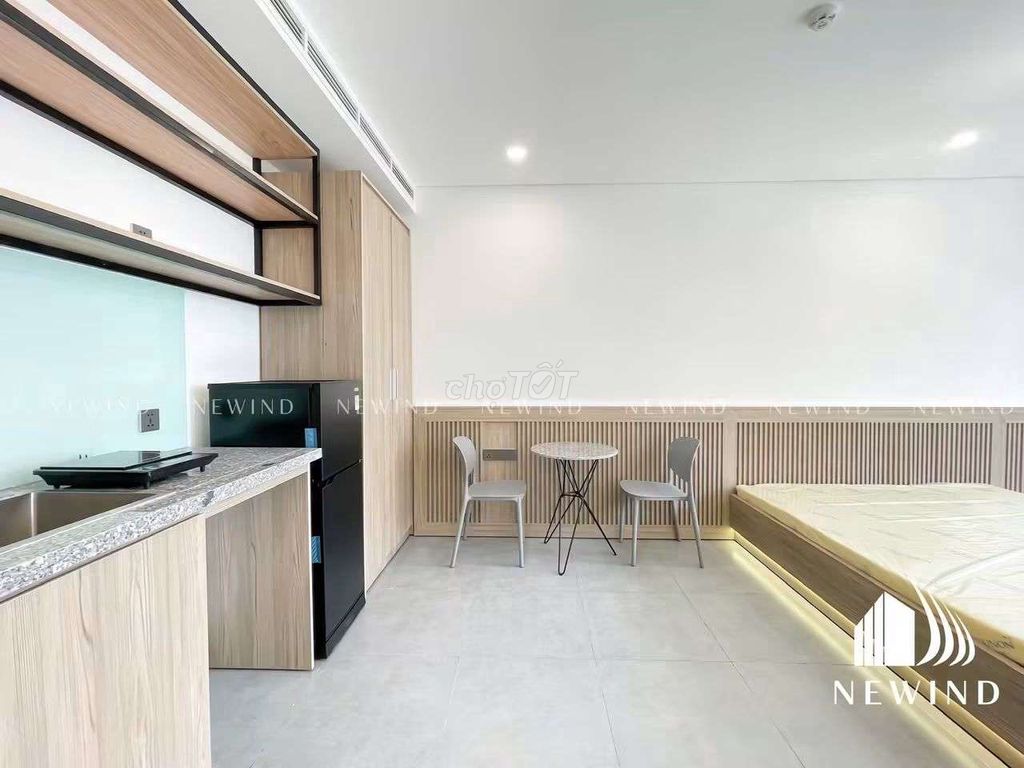 Opening a super-prime service apartment - full balconies