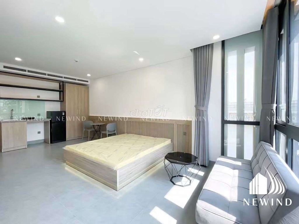 Opening a super-prime service apartment - full balconies