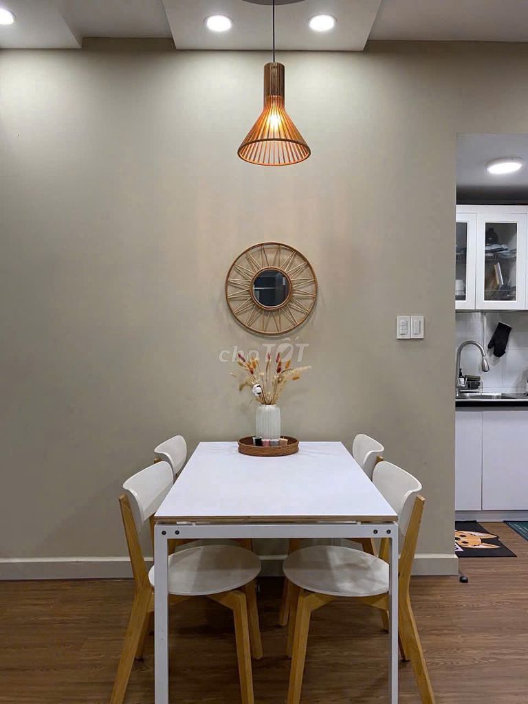 Rent C/c Harmona, Trương Công Định 3 bedrooms rent 12 million a month.