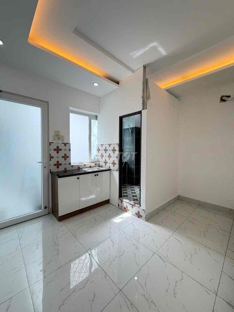Two bedrooms, double interior, discount for the first million months.
