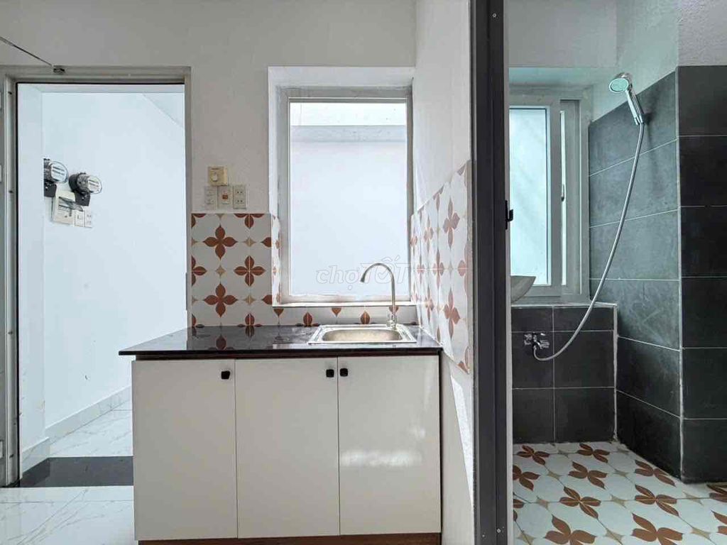Two bedrooms, double interior, discount for the first million months.