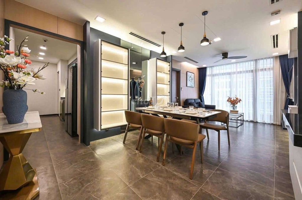 Rent the apartment. A Vinhomes Central Park bedroom full interior.