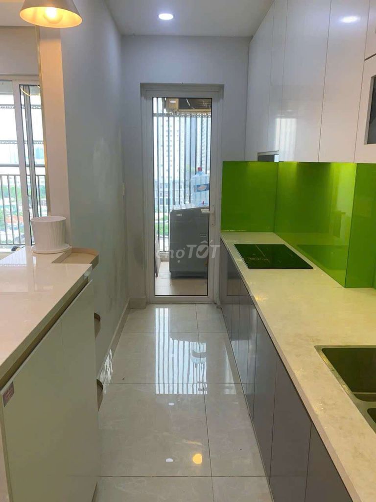 Rent apartment.