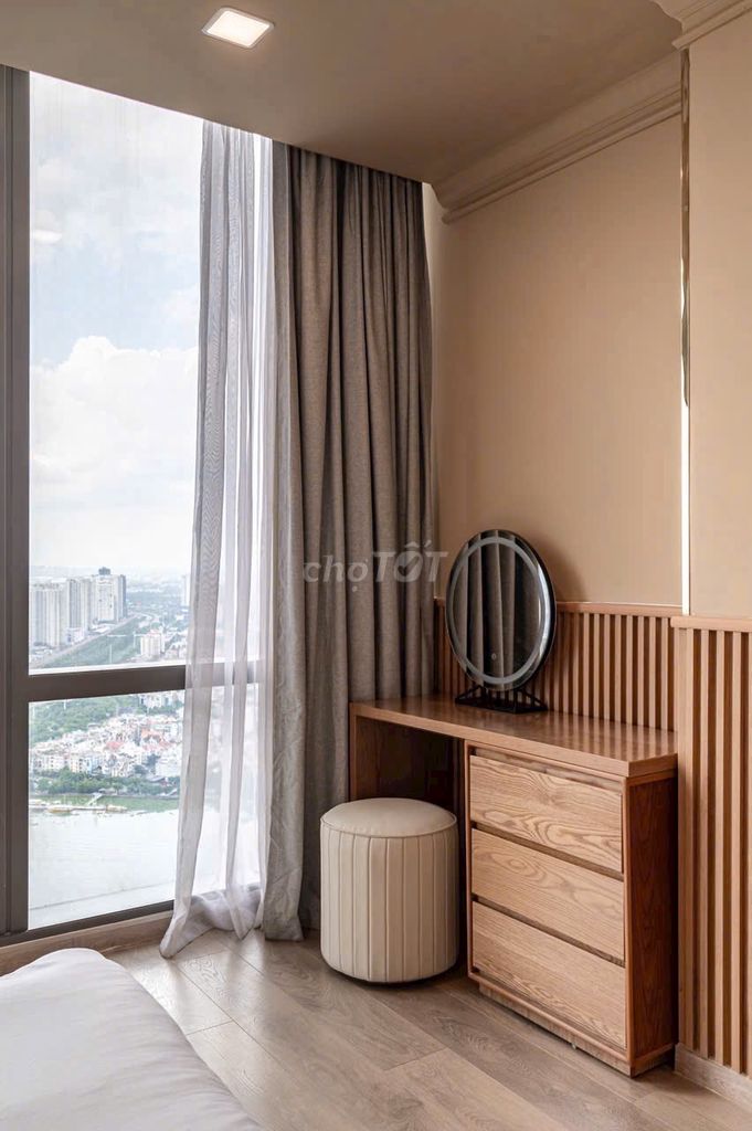 Rent Vinhomes Central Park apartment 3 room open