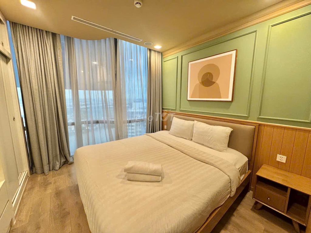 Rent Vinhomes Central Park apartment 3 room open