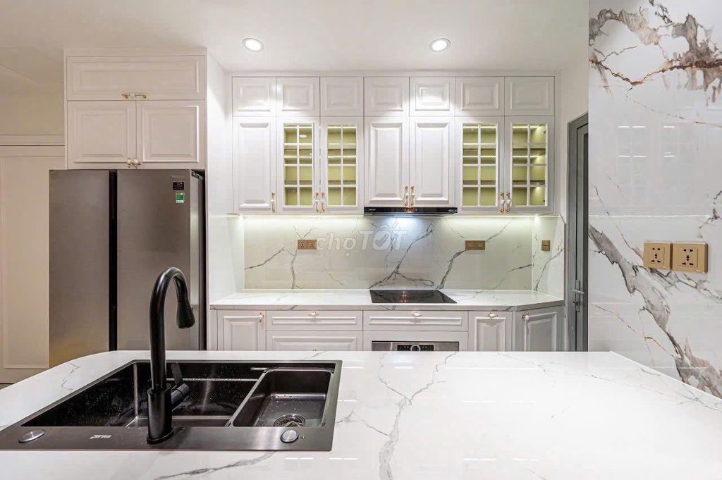 Vinhomes Central Park rented apartment 2 bedroom area 86 m2