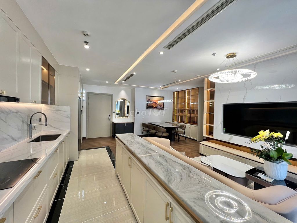 Vinhomes Central Park rented apartment 4 bedrooms 165 meters 2