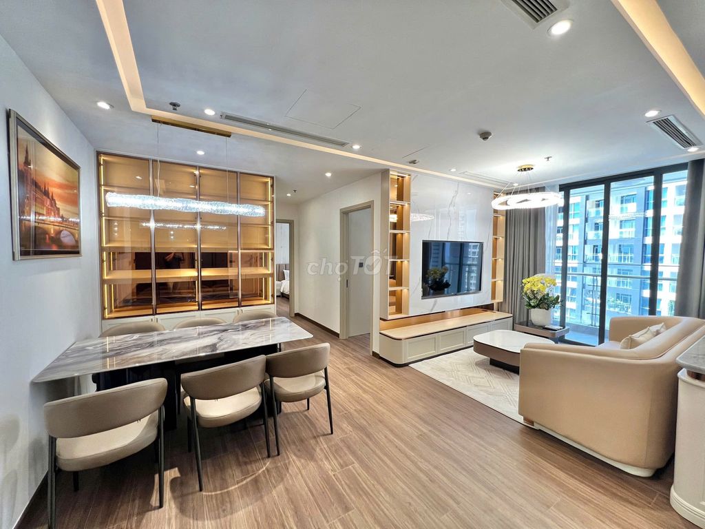Vinhomes Central Park rented apartment 4 bedrooms 165 meters 2