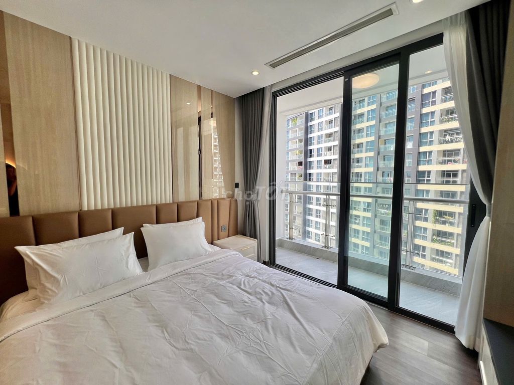 Vinhomes Central Park rented apartment 4 bedrooms 165 meters 2