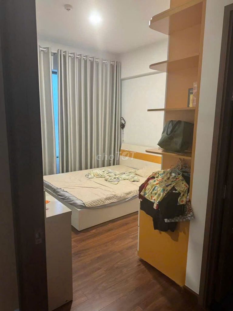 Rent an apartment full of furniture - only nine million a month.