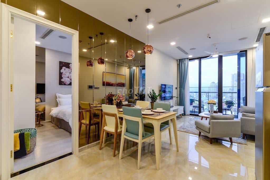 Rent apartment 1 . 52 meters bedroom The Landmark 81-Leomes Central Park