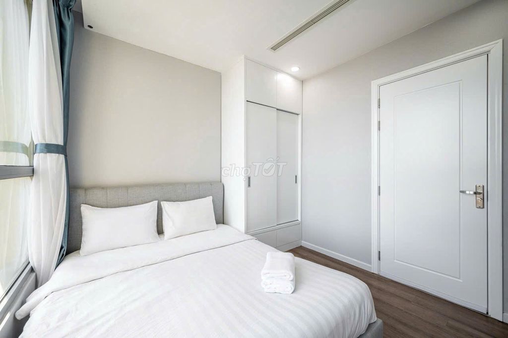 Rent the 4th floor apartment The Landmark 81.