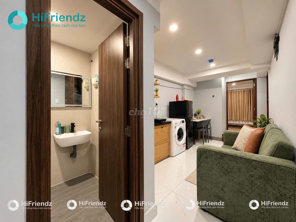 Two bedrooms, 65 M2 elevators, and a nice private washing machine.