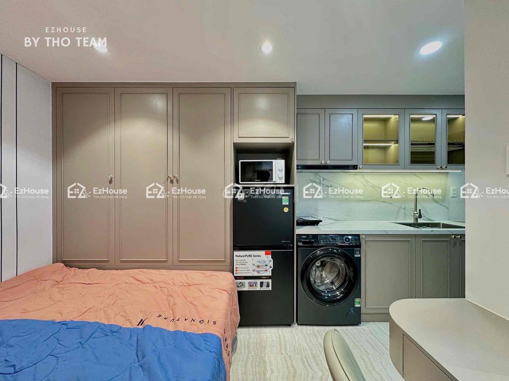 Rent a high-level service apartment full of furniture-- 7th grade Tân Bình