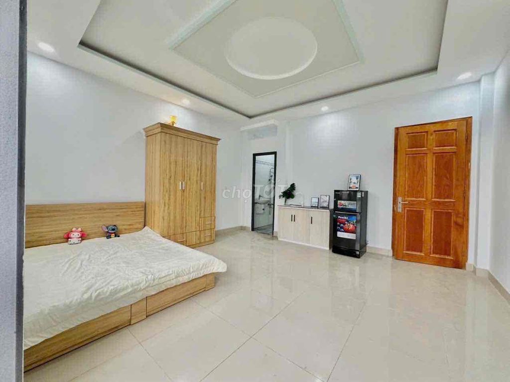 large balcony apartment 40 M2 - full Lê Văn Khương - tth