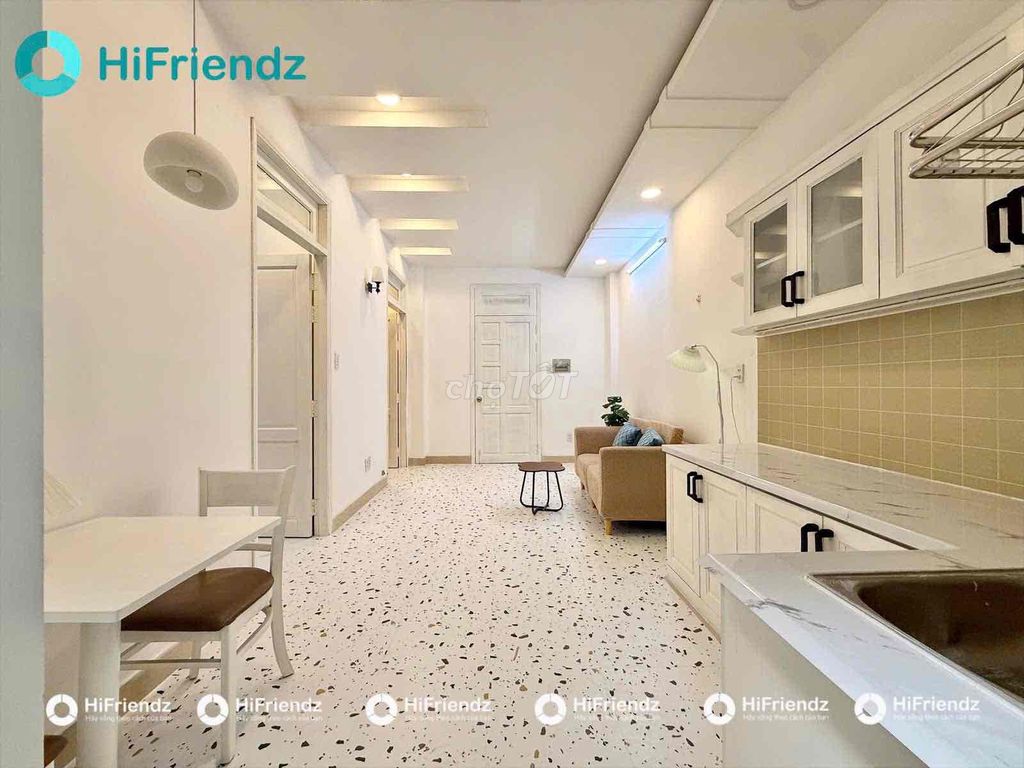 Two bedrooms - two senior toilets - private washing machine - circumcision republic