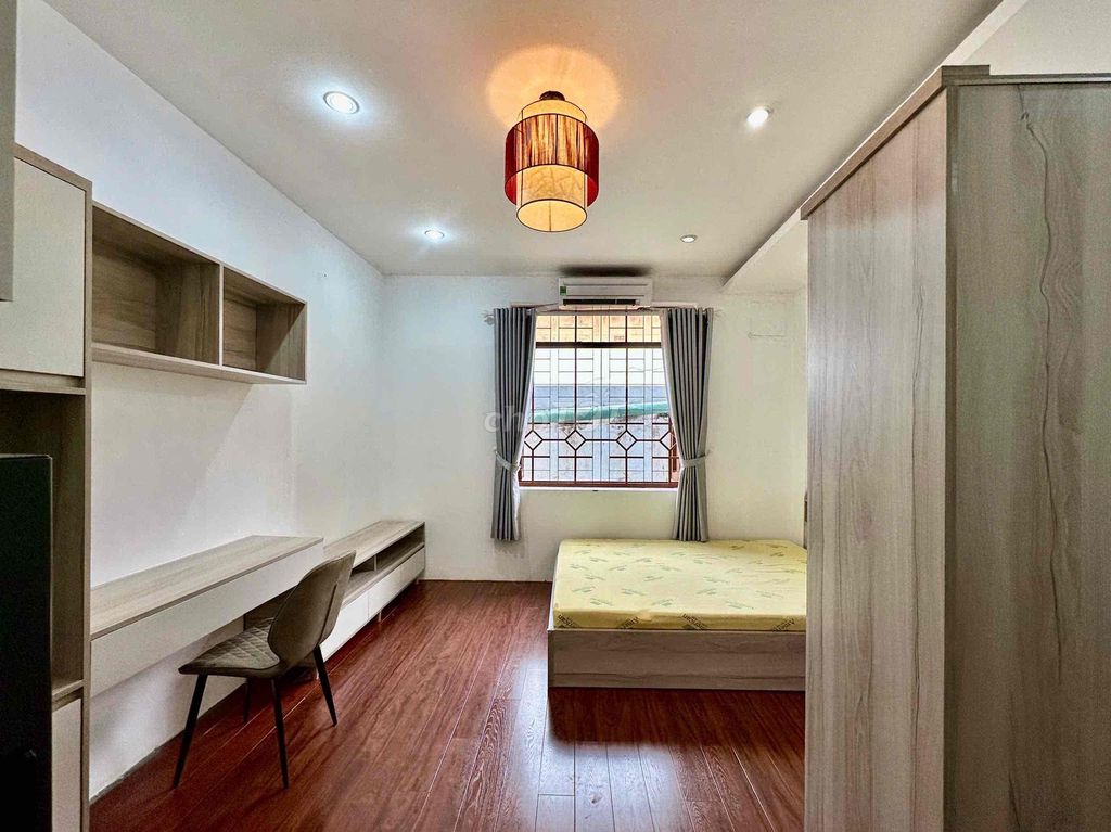 Rent a full-in-the-art kitchen studio at Sư Vạn Hạnh cheap.