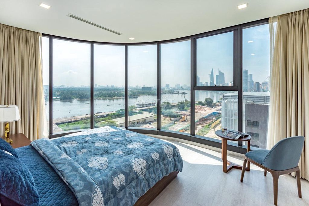 Vinhomes Golden River BaSon for renting apartment 119 meters, wide, cool air.