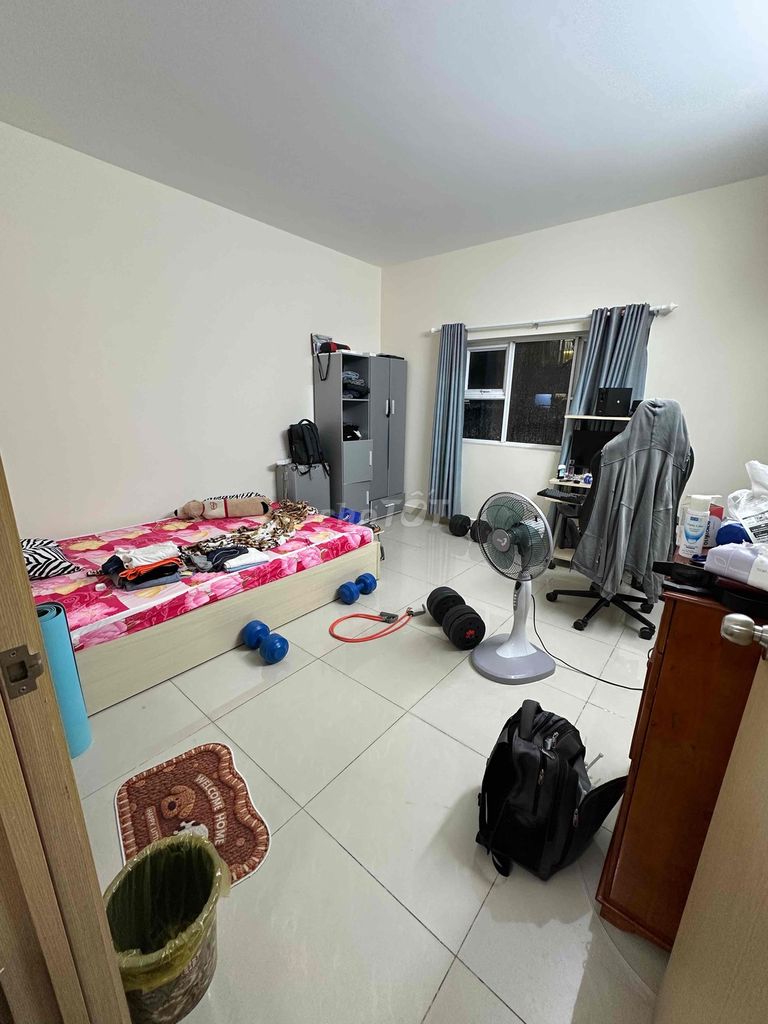 The Oriental apartment, three bedrooms, three toilets.