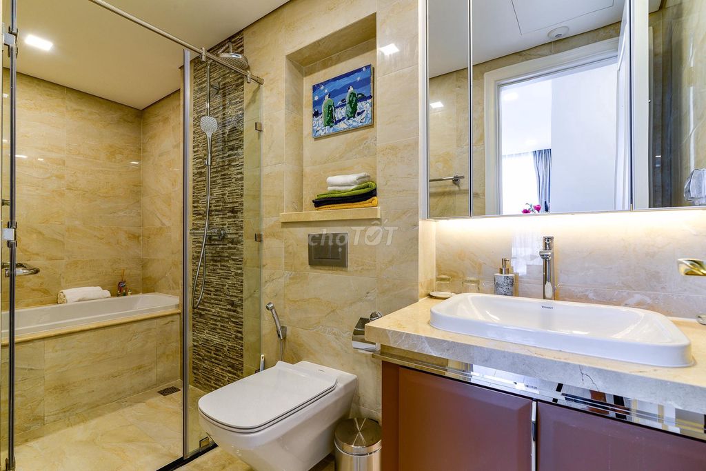 Rent apartment 52 m2 Vinhomes Golden River BaSon