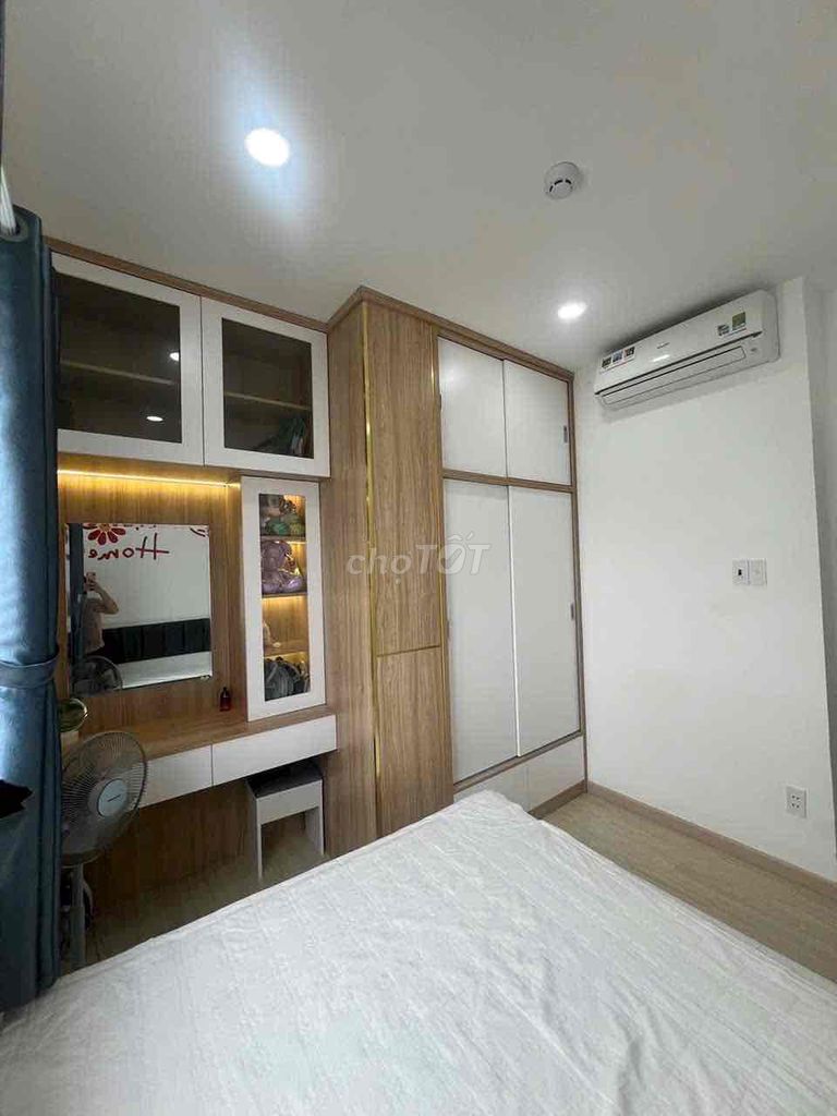 Rent apartment two sleeps, corner.