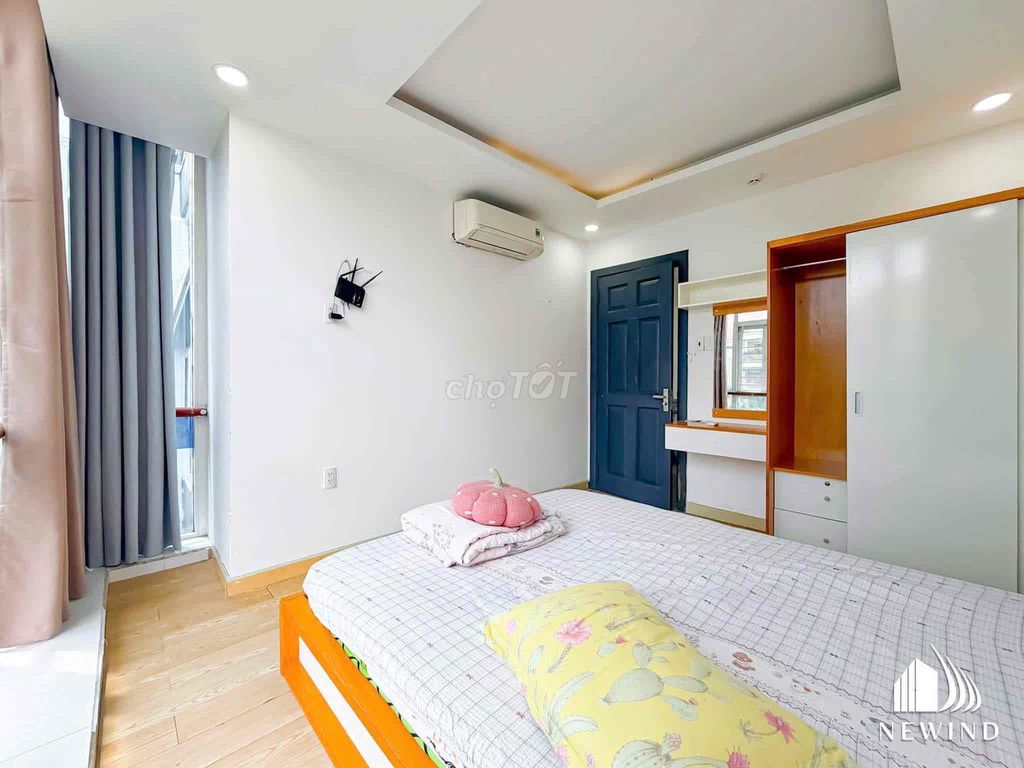 The new mini apartment built Full of the top one bedroom near the V.N. Bridge. Oof!
