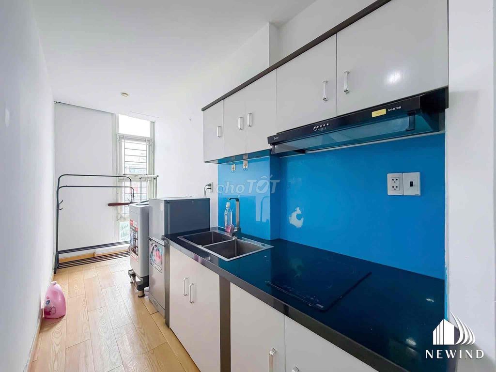 The new mini apartment built Full of the top one bedroom near the V.N. Bridge. Oof!