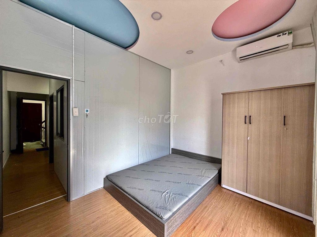 Rent the 2th Bedrooms. Clean the private washing machine in Sư Vạn Hạnh.