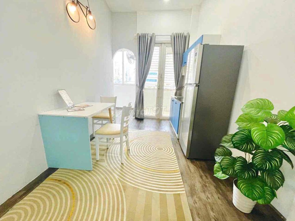Hot apartment 2 bedroom full area Nguyễn Văn Cừ district 1