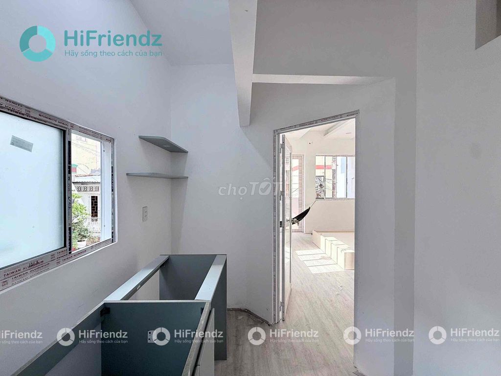 Rent Phan Xích Long-1 bedroom- new balcony-building interiors.