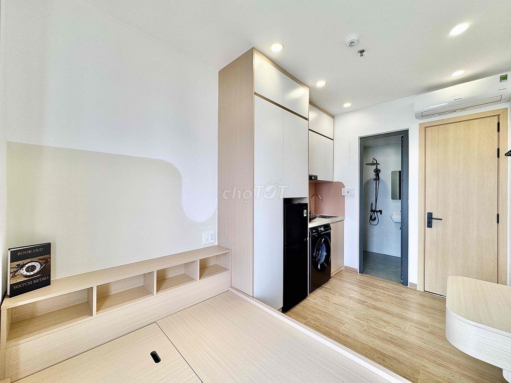 Rent a balcony suite full of Phạm Văn Bạch Gò Vấp interiors