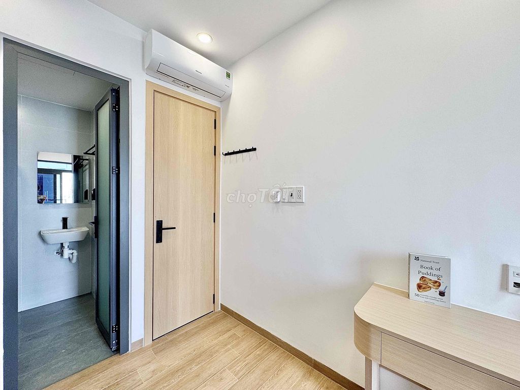 Rent a balcony suite full of Phạm Văn Bạch Gò Vấp interiors