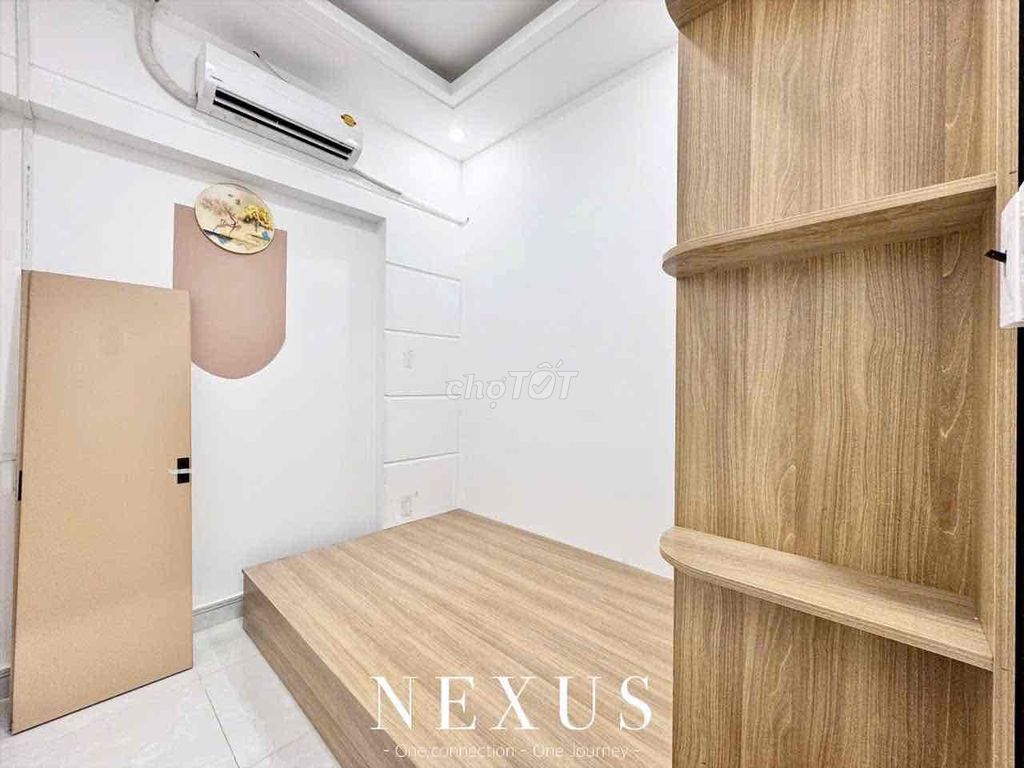 Rent two new balcony bedrooms near Art Phan Huy Ích.