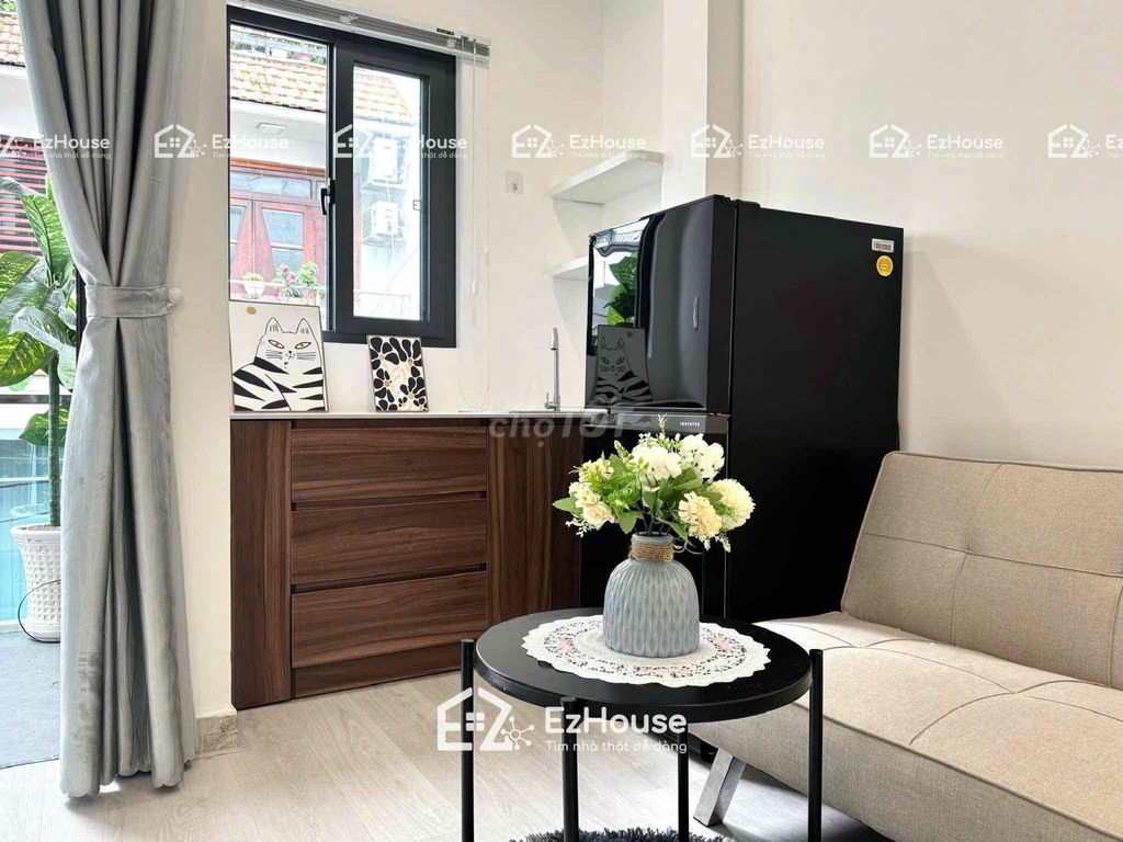 Rent a big, full house near ArteMart University.