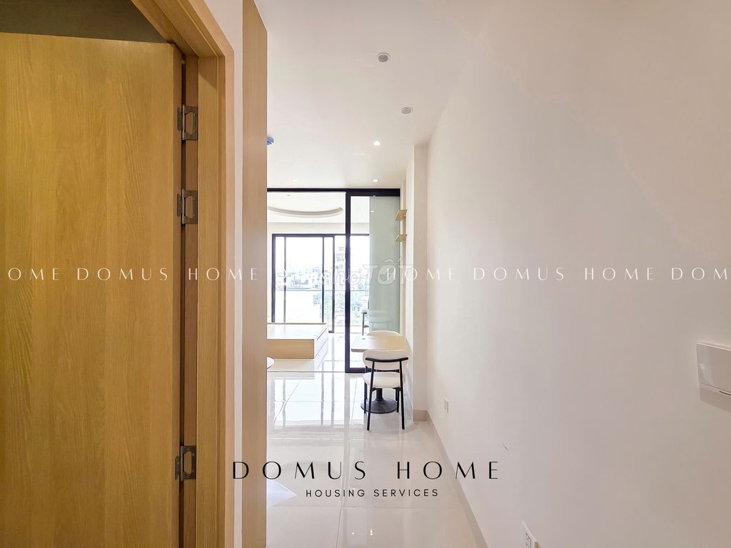 Rent the apartment. A modern-day bedroom.