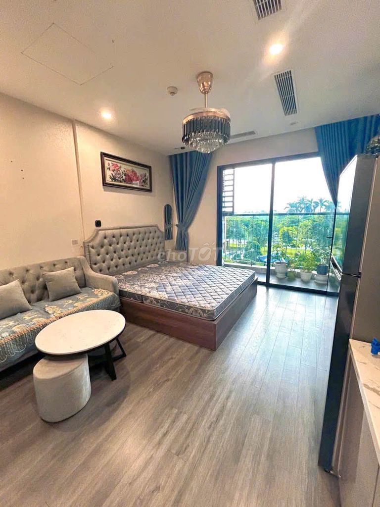 Rent a Ruby full-set studio 6,000,000-XXY