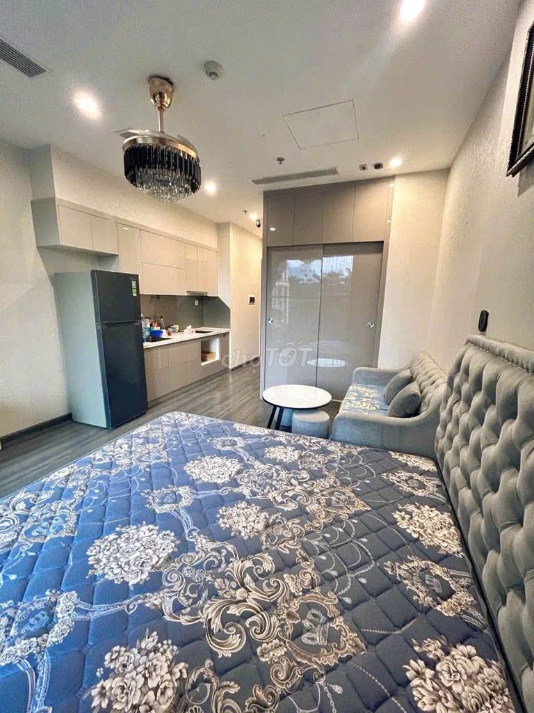 Rent a Ruby full-set studio 6,000,000-XXY