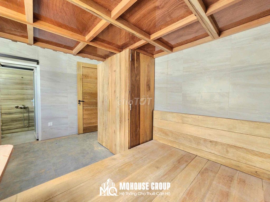 Open the studio. Two bedrooms full of furniture. Like super-tried homes.