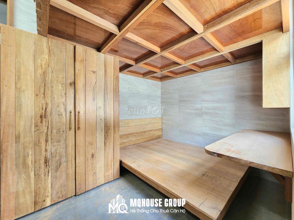 Open the studio. Two bedrooms full of furniture. Like super-tried homes.