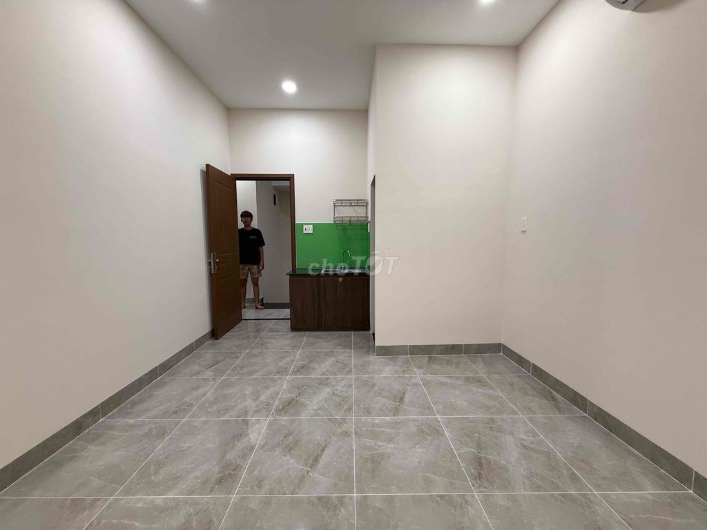 Private balcony studio - full comfort - cheap zá