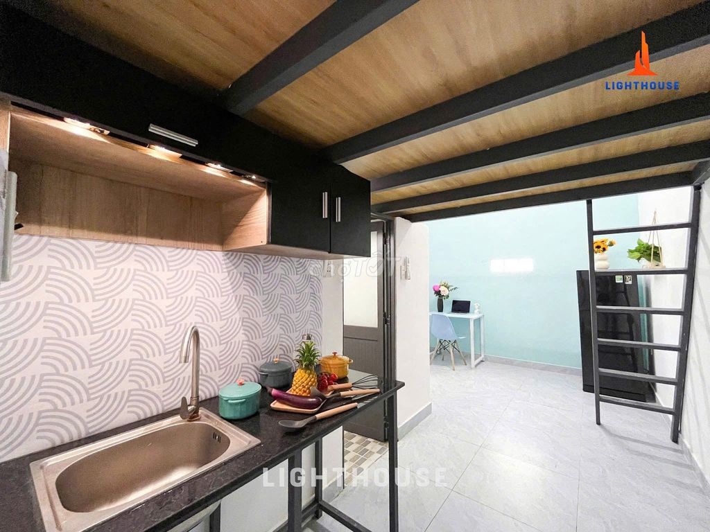 - Close to the five dog cages.