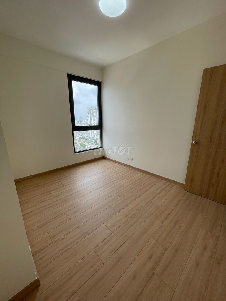 Rent Aurora's apartment two bedrooms, two toilets, 9.5 million at the end of the bridge.