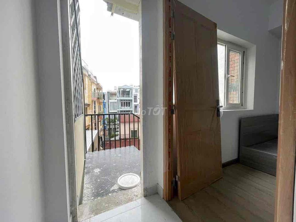 service apartment is located in cmt8 — near the Viettel building