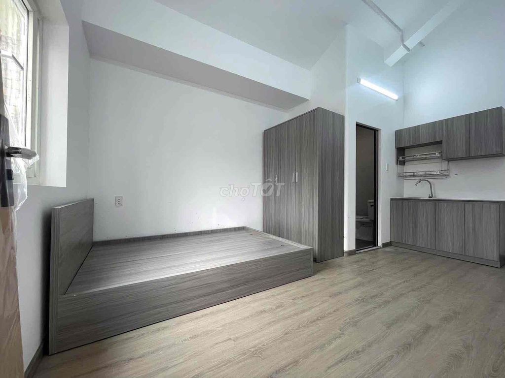 service apartment is located in cmt8 — near the Viettel building