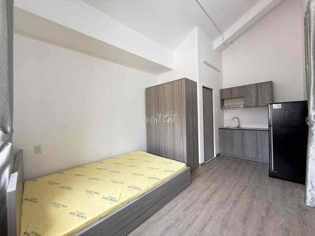 service apartment is located in cmt8 — near the Viettel building