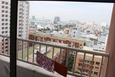 We need to rent out Bàu Cát 2, 54 M2, 2 bedrooms, 7 million and a half a month.