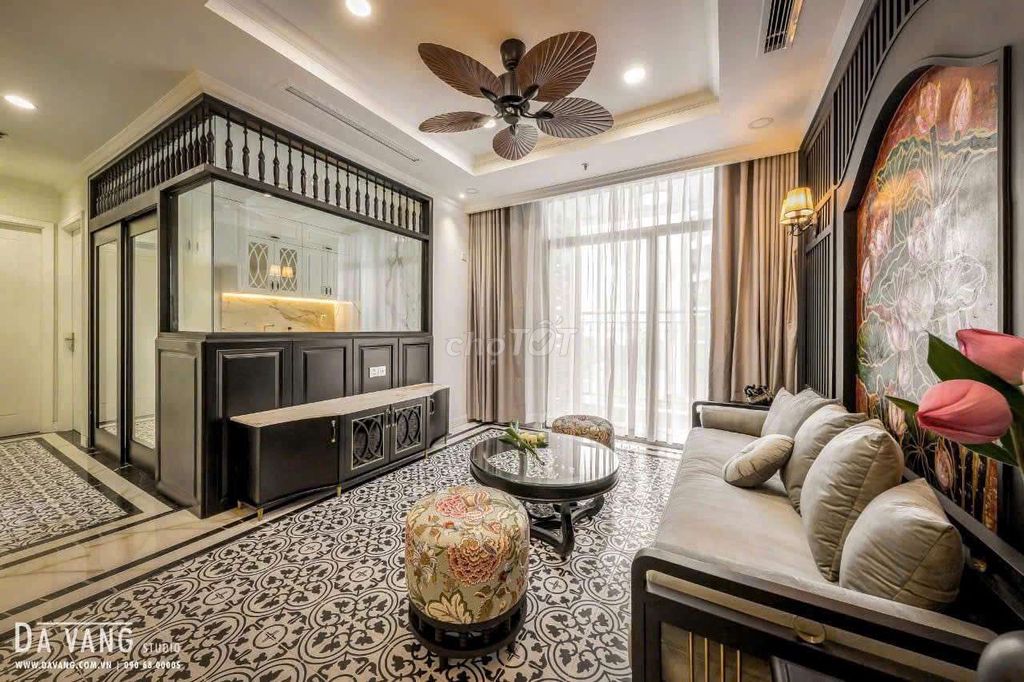 He rents a two-room bedroom three, a new home, 100 percent senior interior.