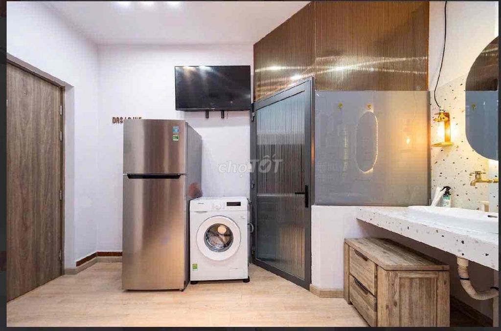 High-class apartment, high-end paint. - Golden location in the center of District 3.